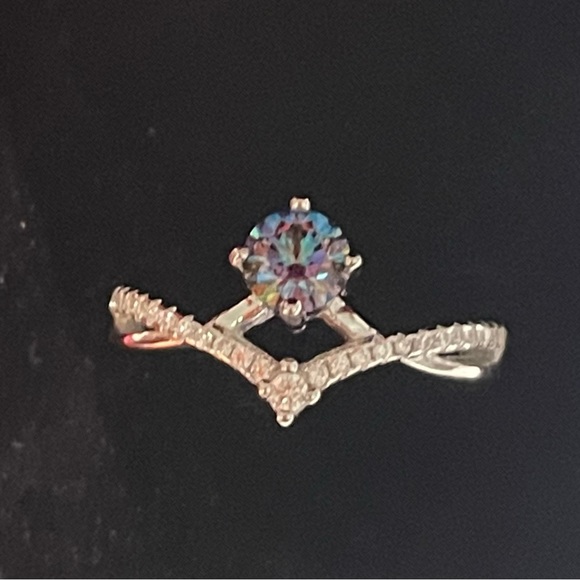 Solid Sterling Silver 925 Moissanite Ring - Picture 5 of 9